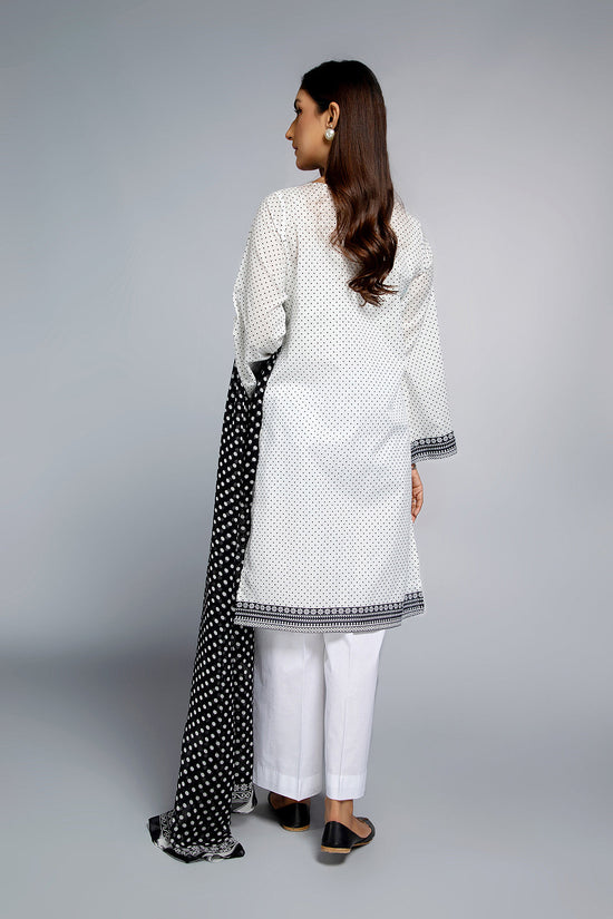 PRET  PRINTED & EMBROIDERED  LAWN 2 PCS