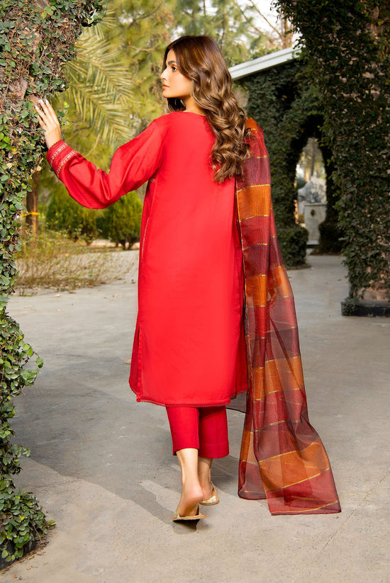 PRET EMBROIDERED LAWN  3 PCS