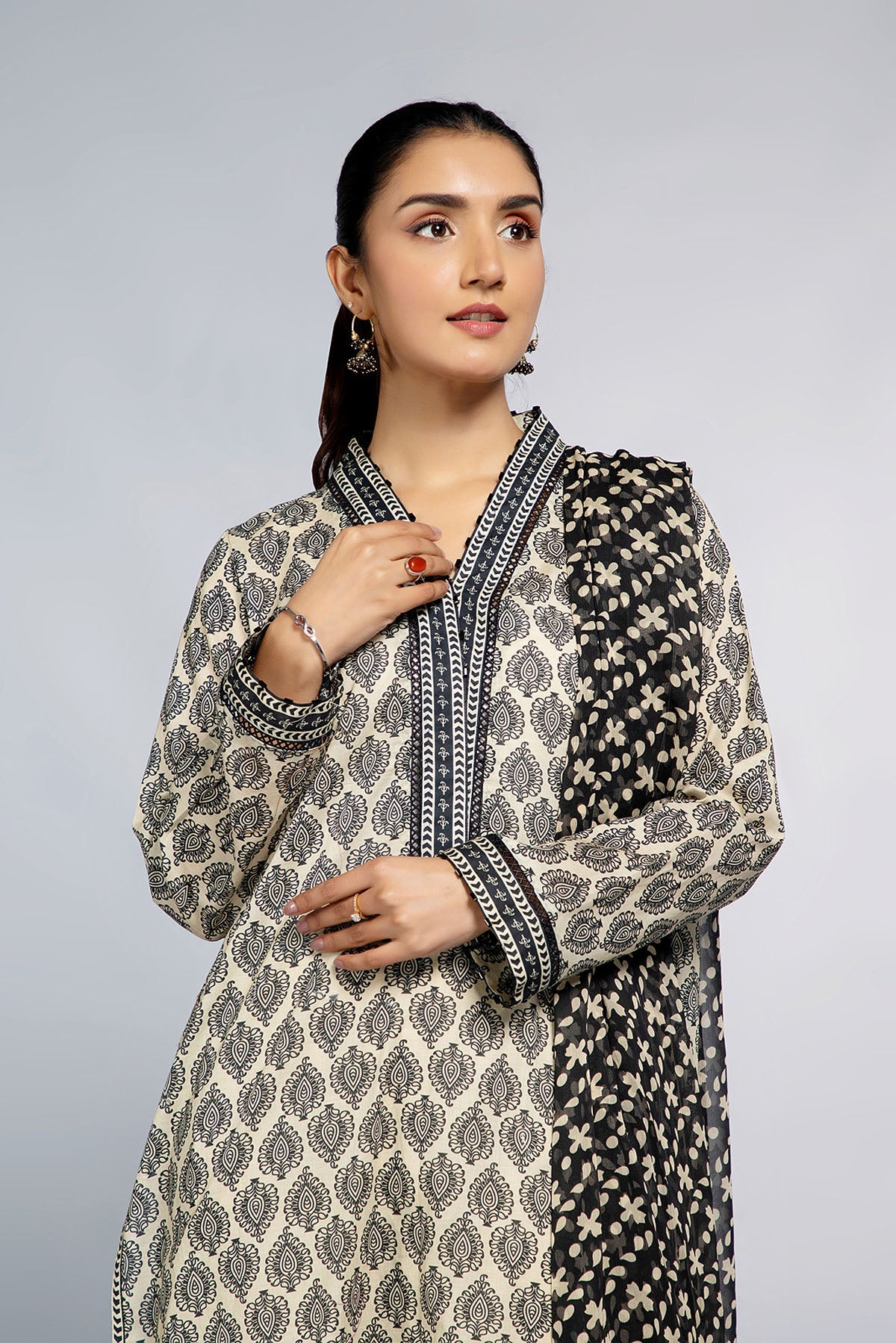 PRINTED LAWN 3 PCS (UNSTITCHED)
