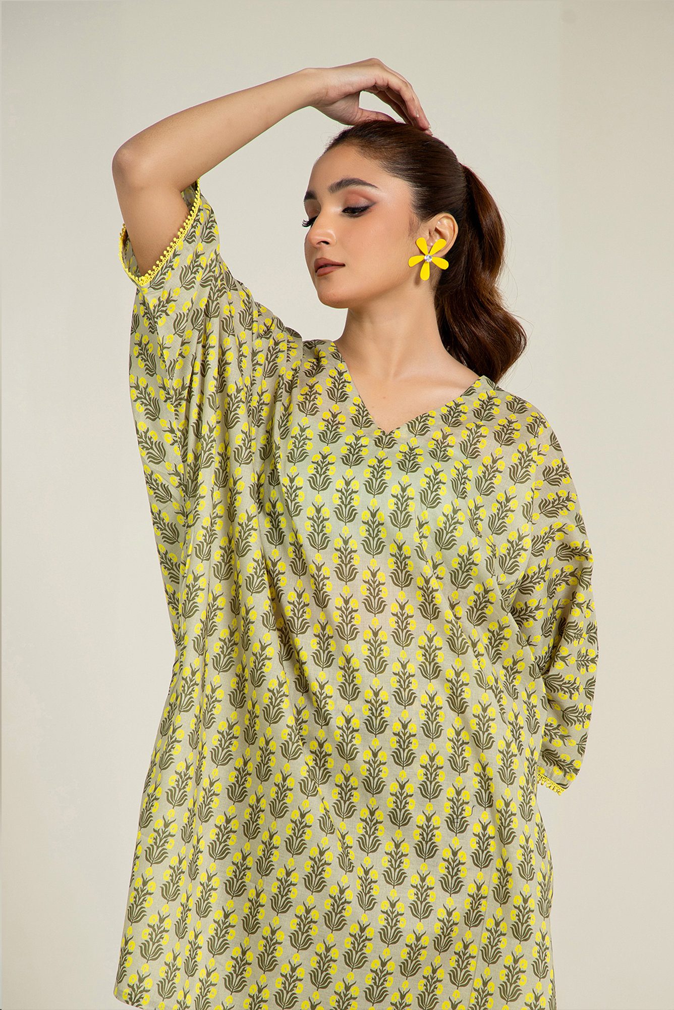 PRET PRINTED LAWN 2 PCS