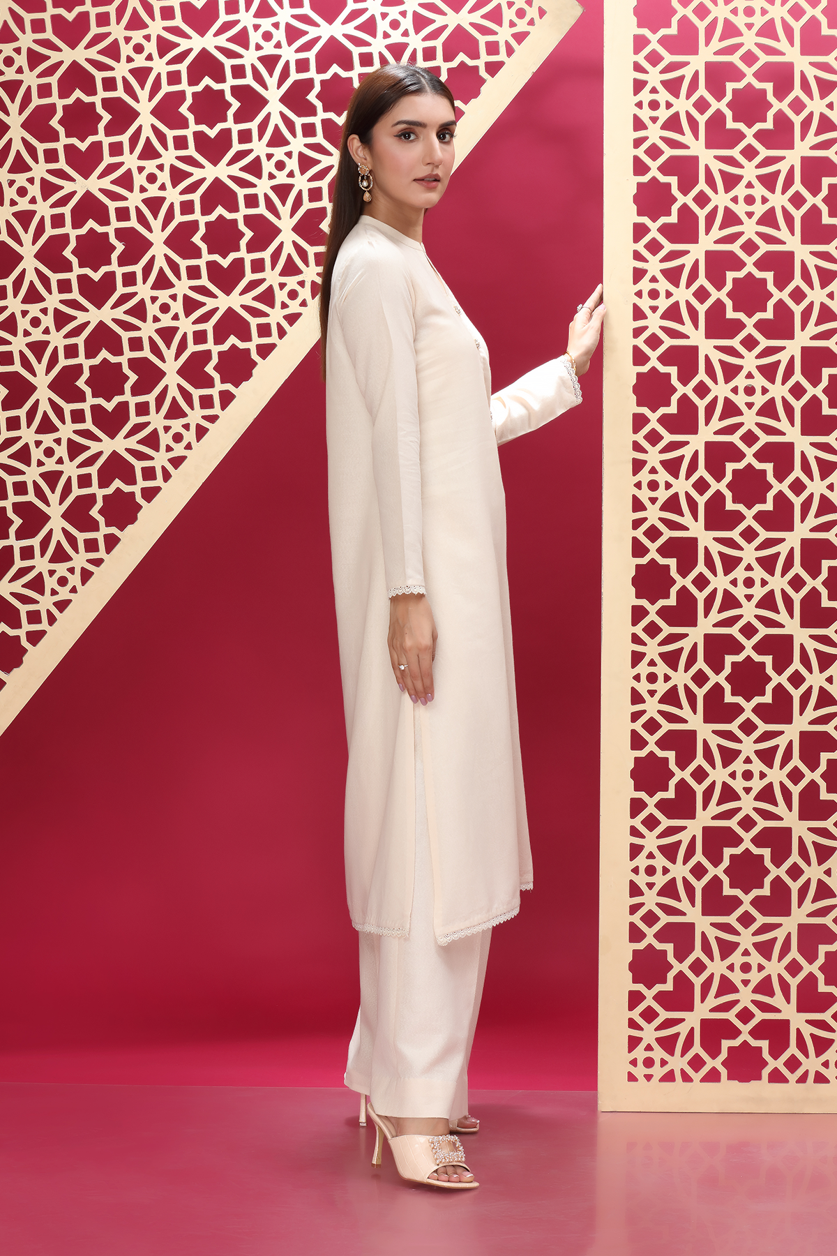 PRET SOLID  KARANDI LAWN  2 PCS