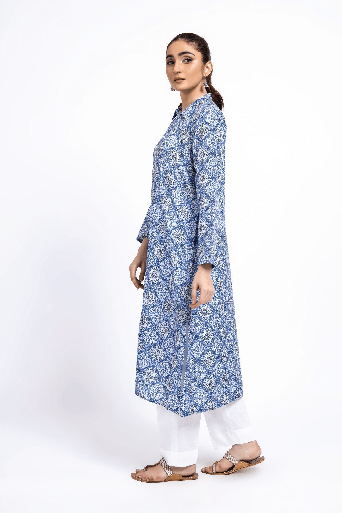 PRET  PRINTED LAWN 1 PCS