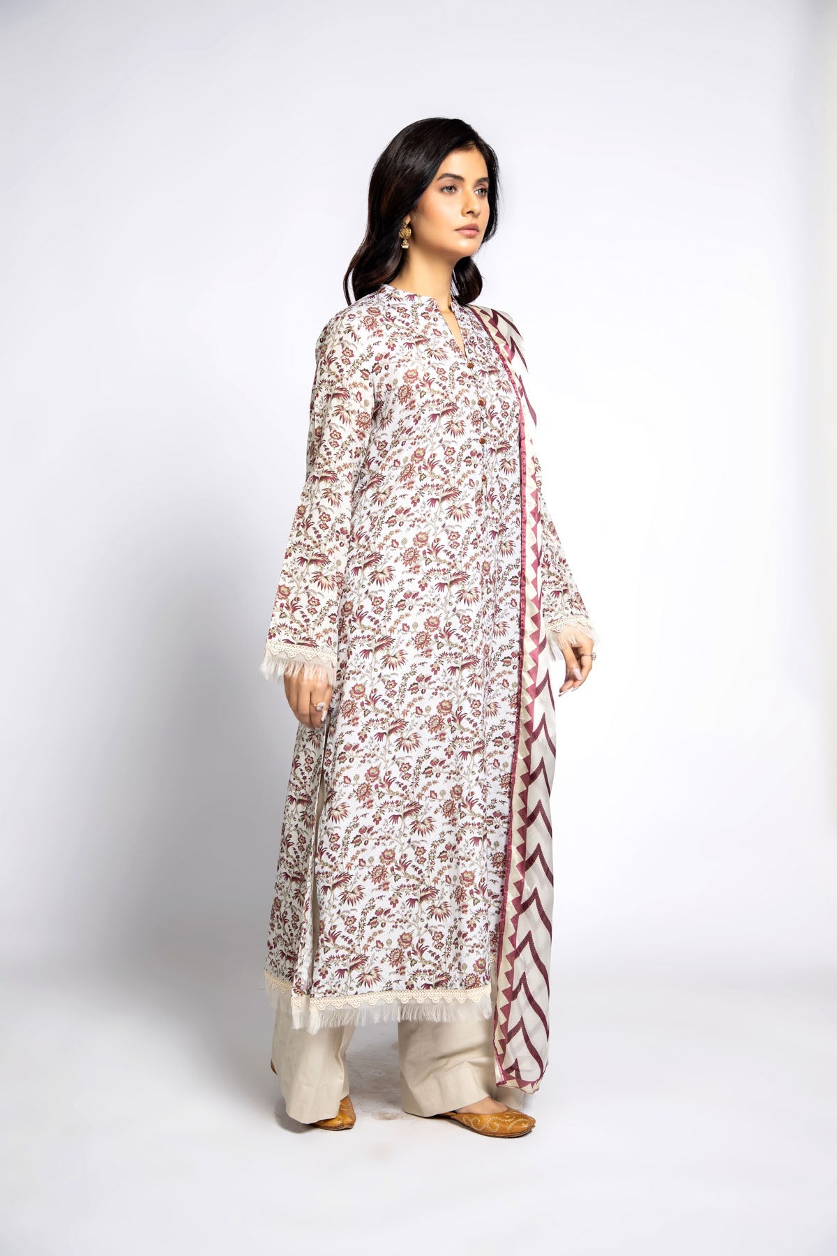 PRINTED POLY LAWN 3 PCS (UNSTITCHED)