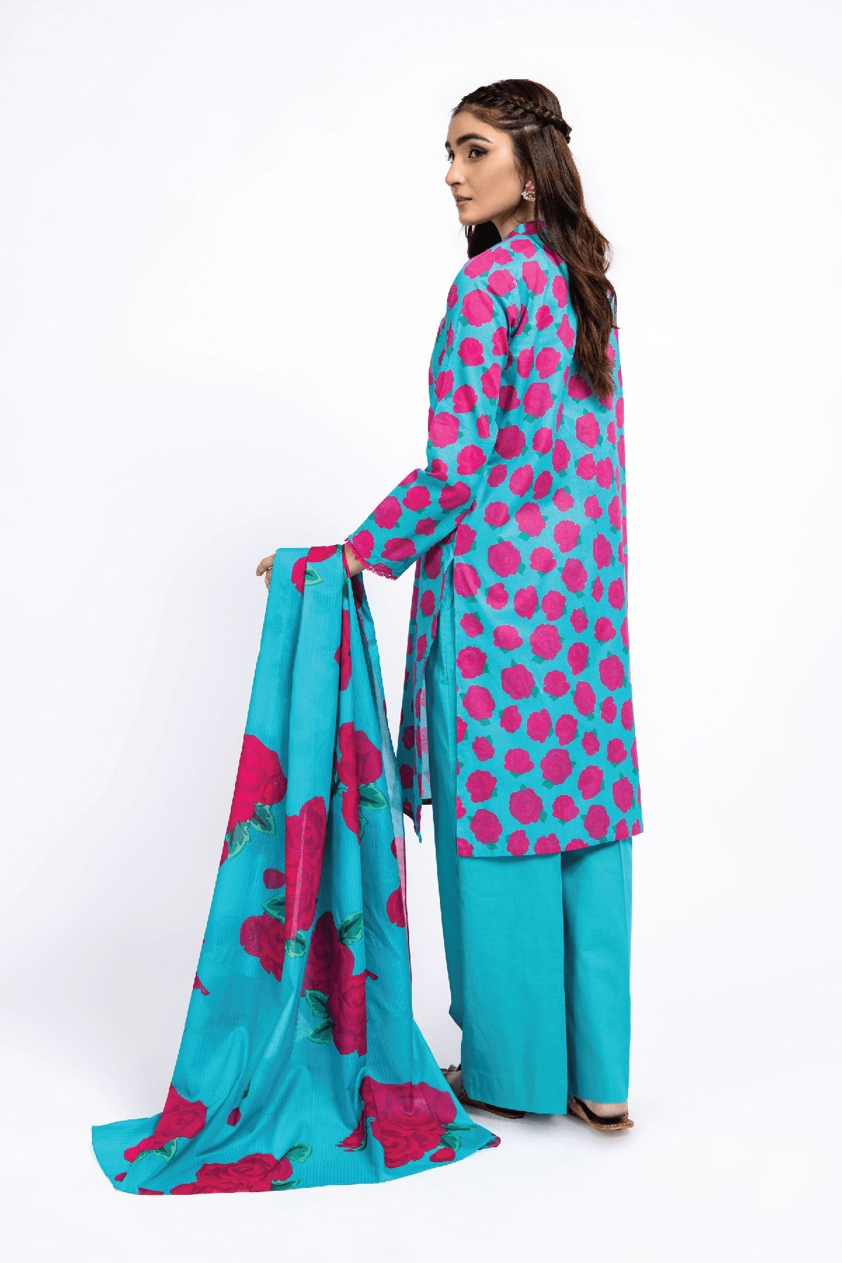 PRET  PRINTED LAWN 3 PCS