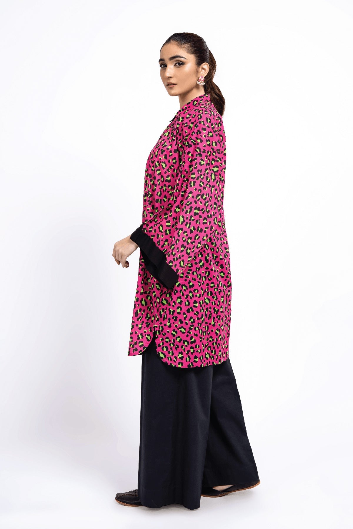PRET  PRINTED LAWN 1 PCS