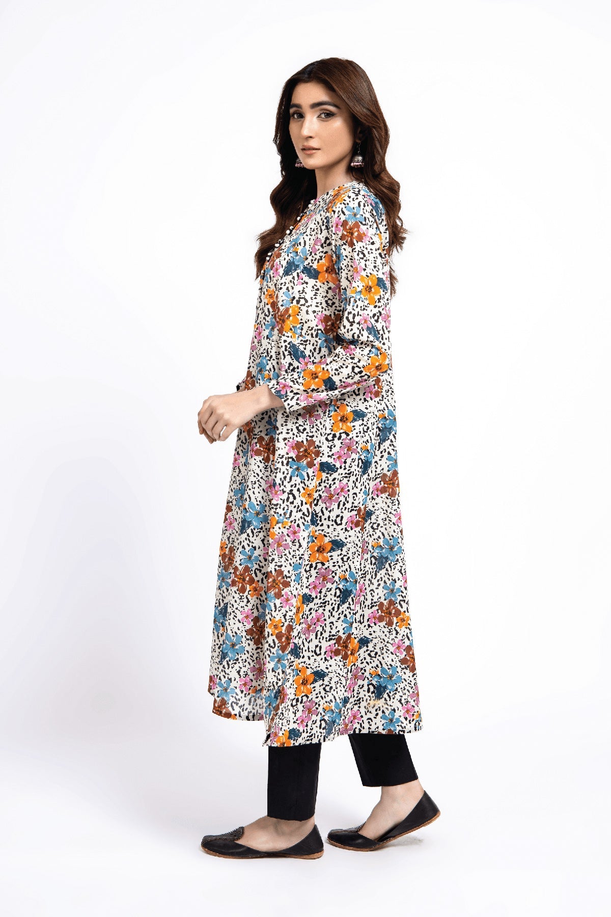 PRET  PRINTED LAWN 1 PCS