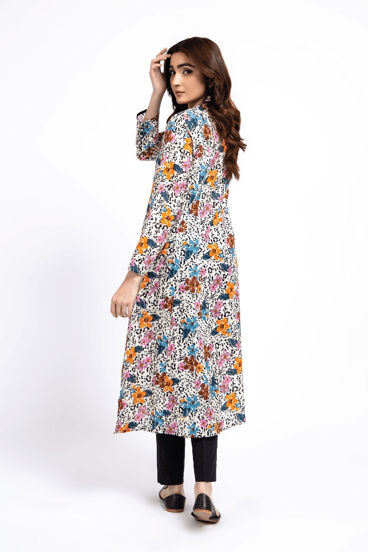 PRET  PRINTED LAWN 1 PCS