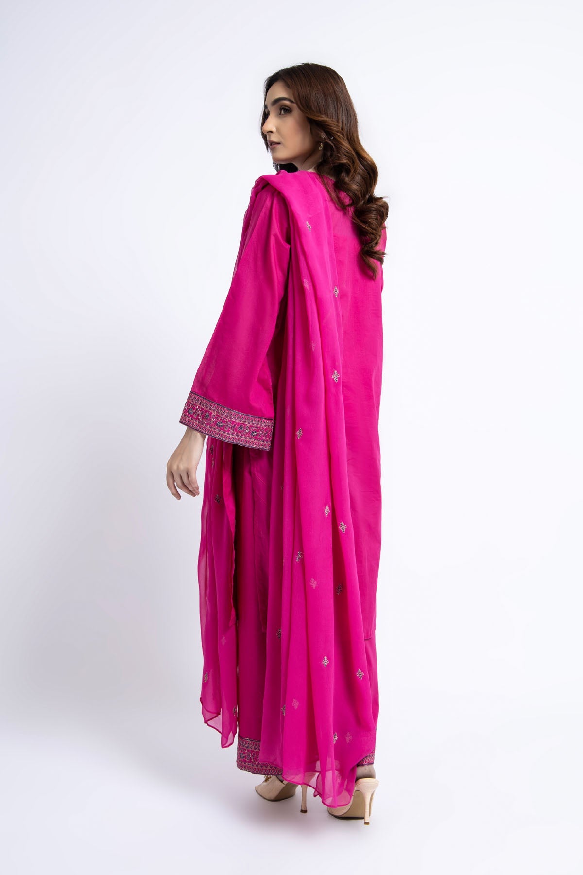 PRET EMBROIDERED LAWN 3 PCS