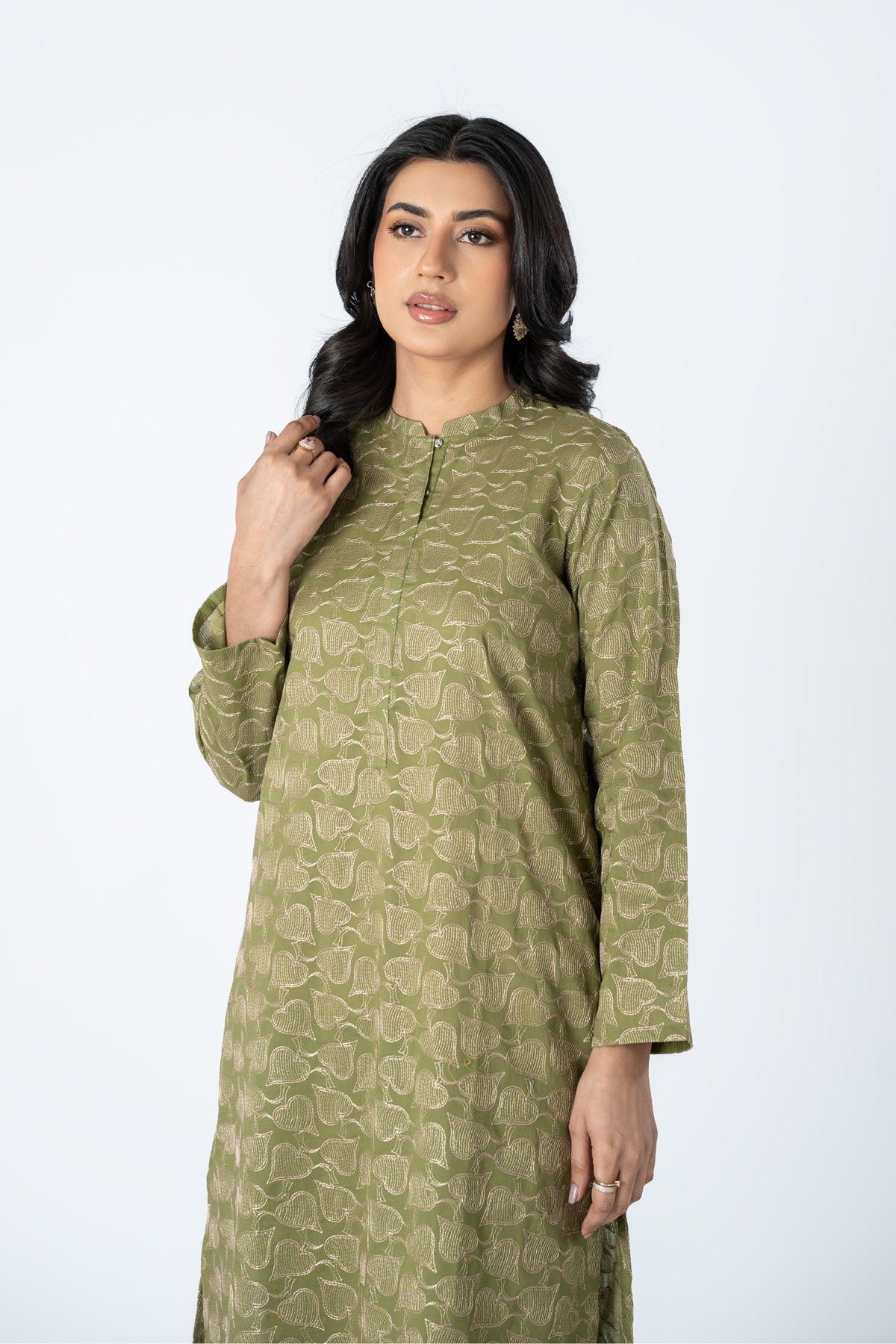 PRET EMBROIDERED LAWN 1 PCS