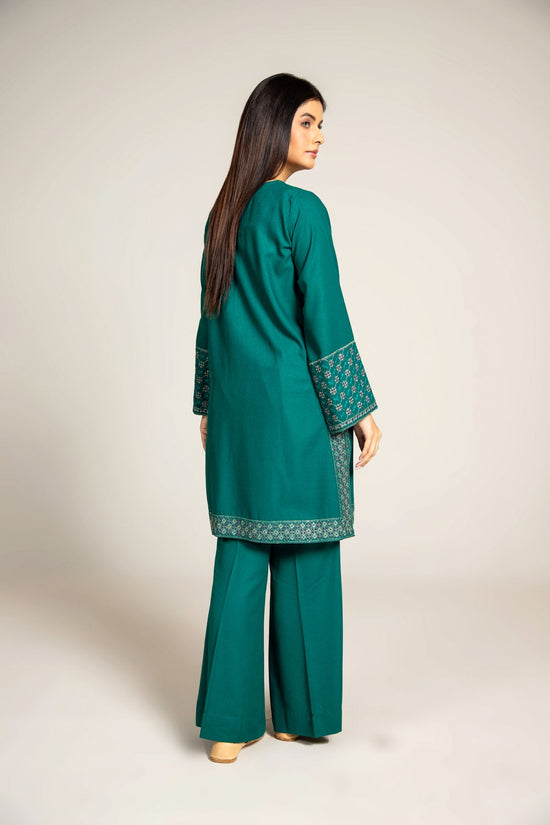 PRET EMBROIDERED KARANDI LAWN 2 PCS