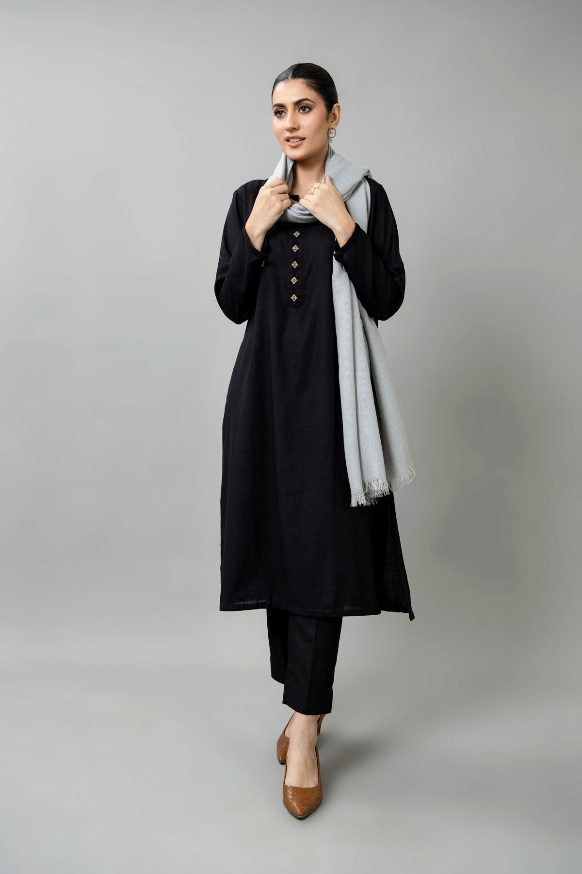 MOON LIGHT SHAWL 1 PCS