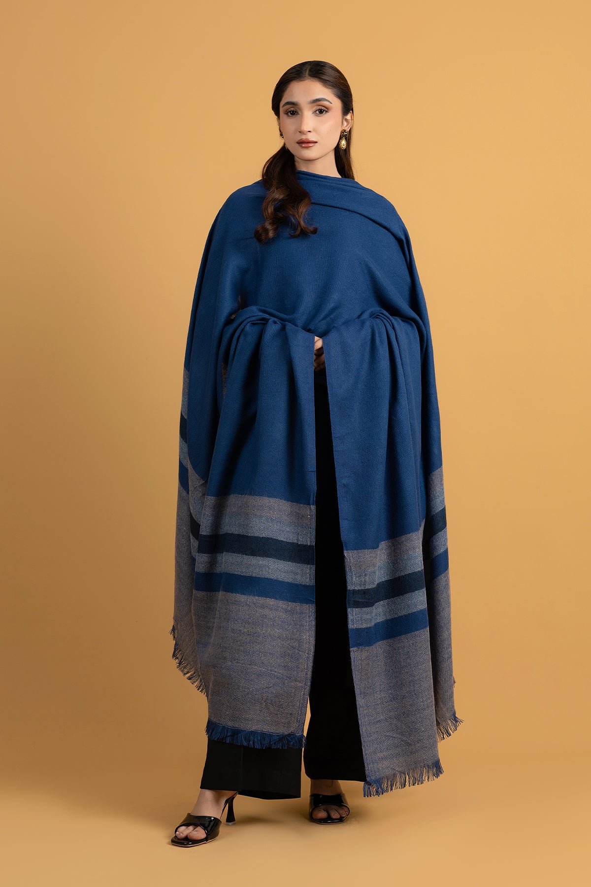 NEPALI WOOL SHAWL 1 PCS