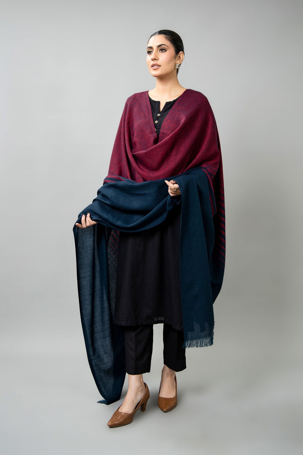 YARN DYED WOOL SHAWL 1 PCS