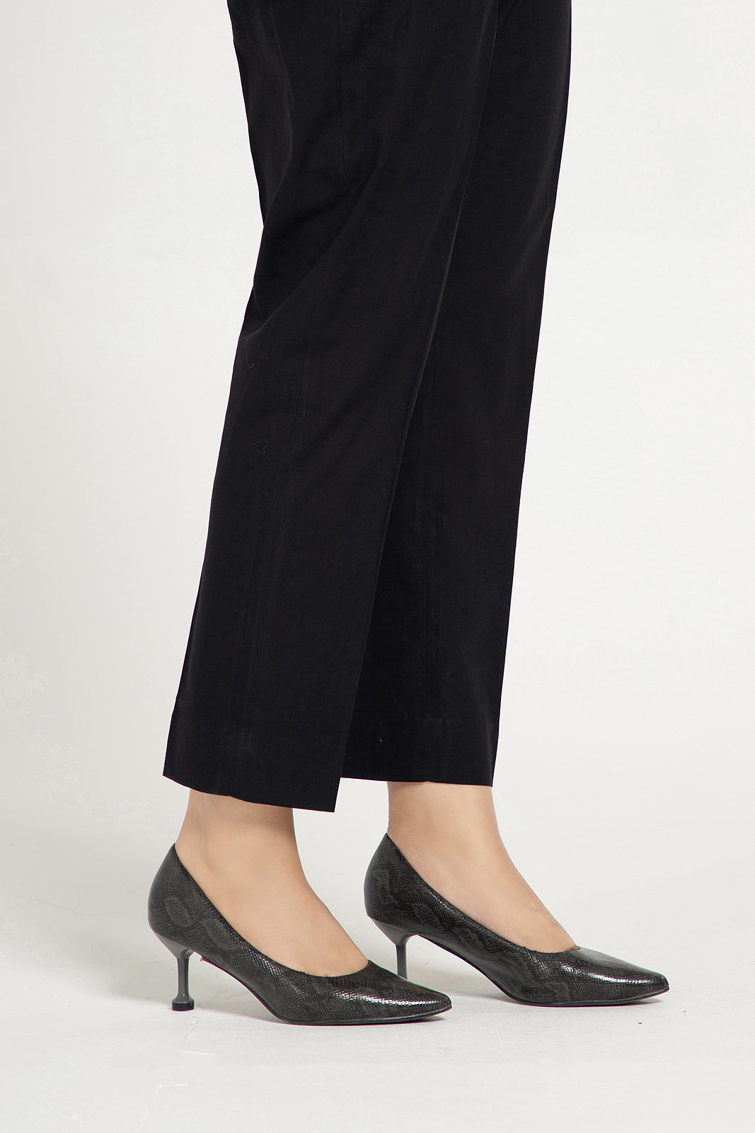 PLAIN SLUB KHADDAR TROUSER