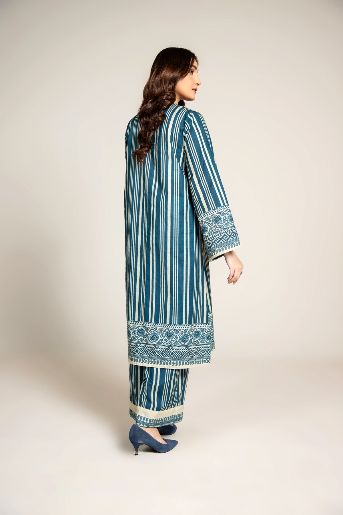 PRINTED SLUB KHADDAR 2 PCS (UNSTITCHED)