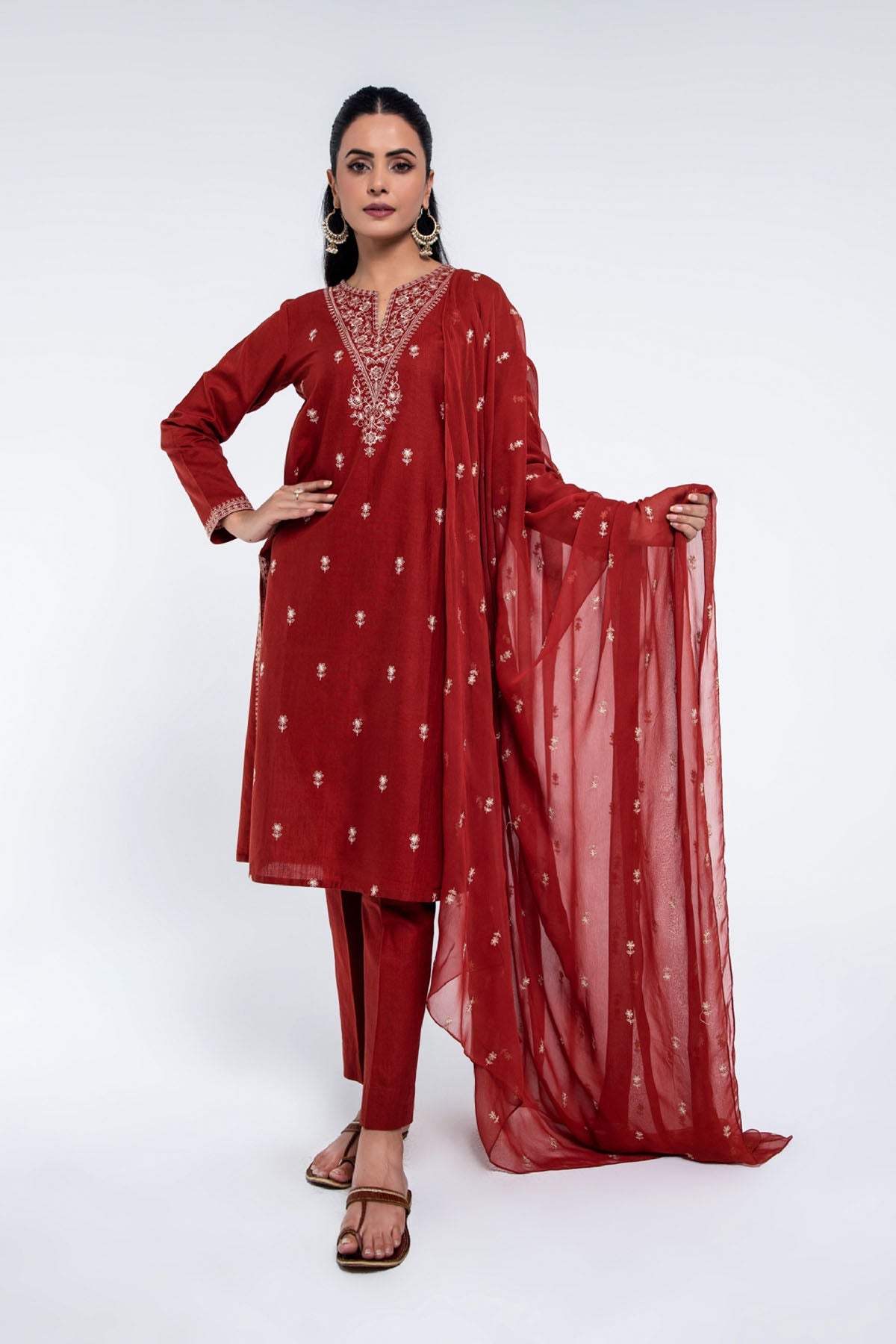 PRET EMBROIDERED  SLUB KHADDAR  3 PCS