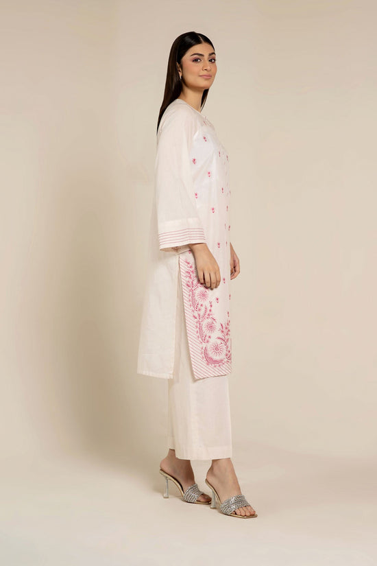 PRET EMBROIDERED LAWN 2 PCS