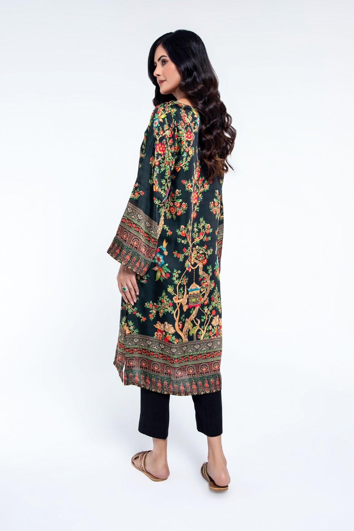 PRET PRINTED  SHAMOZ SILK  1 PCS