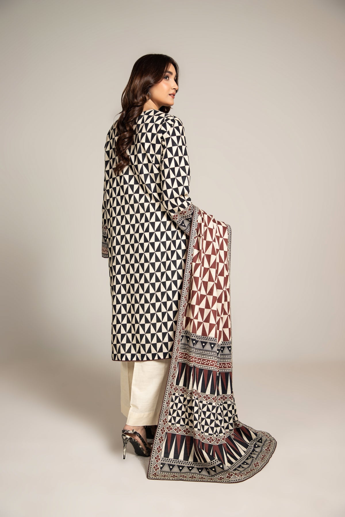 PRINTED SLUB KHADDAR 3 PCS (UNSTITCHED)