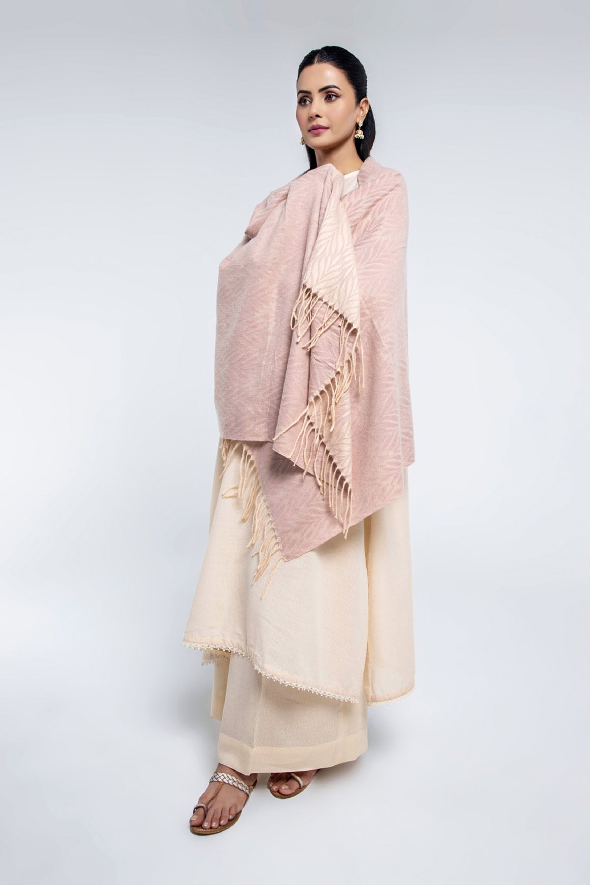 NEPALI WOOL STOLER