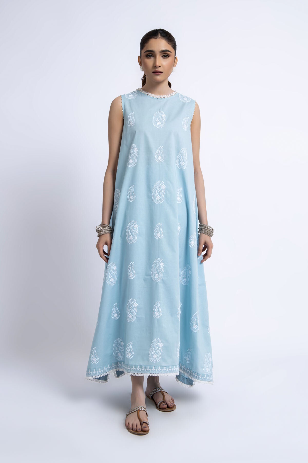 EMBROIDERED LAWN 2 PCS (UNSTITCHED)